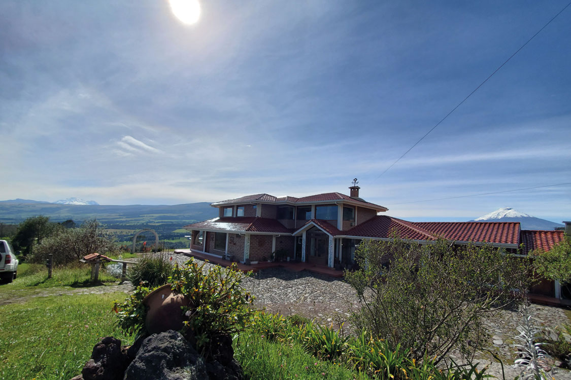 balcony to cotopaxi inn ecuador 3
