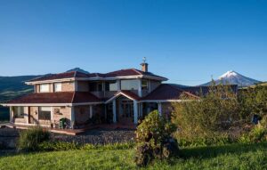 About us balcony to cotopaxi inn ecuador about us4