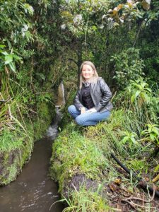 balcony to cotopaxi inn ecuador senderos7